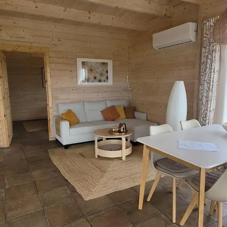 Σαλέ Gemuetliches Holzhaus 1 Auf Der Quinta Oak Tree Land Mit Weitblick & Pool Macussa